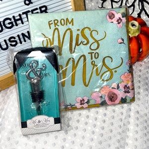 Kate Aspen Silver Wine/Liquor Bottle Stopper NEW Mr. & Mrs. and Napkins
